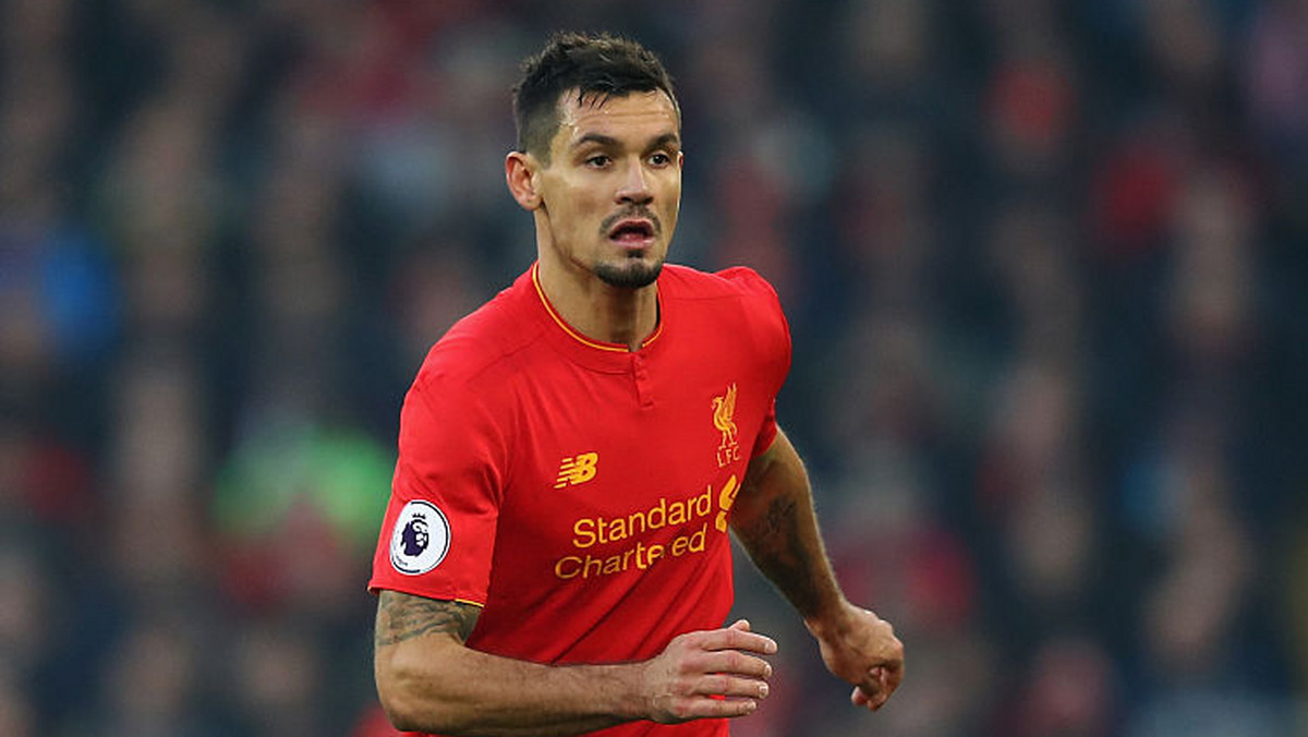 Drużyna Liverpoolu w tym sezonie spisuje się znakomicie i zajmuje drugie miejsce w tabeli Premier League, tracąc zaledwie punkt do liderującej Chelsea. Jednak zawodnik The Reds Dejan Lovren uważa, że jego zespół może grać jeszcze lepiej.