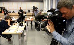 Kukiz'15 chce abolicji dla osób ukrywających dokumenty SB