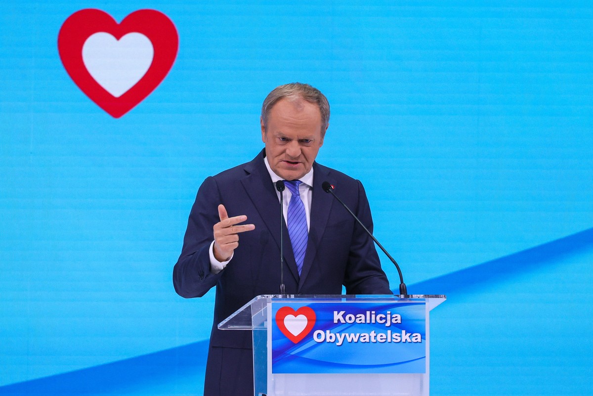 Donald Tusk podczas konwencji zjednoczeniowej PO, Nowoczesnej i Inicjatywy Polska
