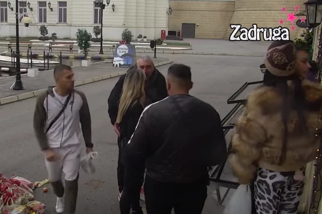 Miki Đuričić u rijalitiju MESEČNO ZARAĐIVAO 3.000 evra, a onda ga kući sačekale STRAŠNE VESTI: "Kao da me neka sila terala, ležala je u krevetu sa maskom"