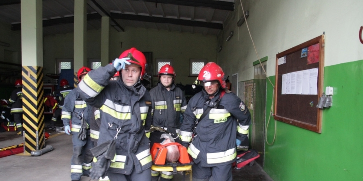 strażacy ćwiczenia straż pożarna