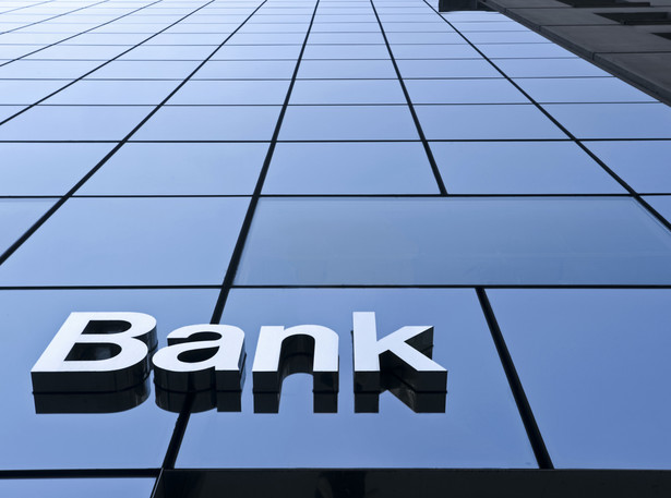 Standard&Poor's obniża ocenę dla sektora bankowego do negatywnej