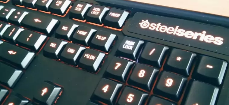 SteelSeries Apex M800 - rzut oka na piekielnie drogą i piekielnie fajną klawiaturę