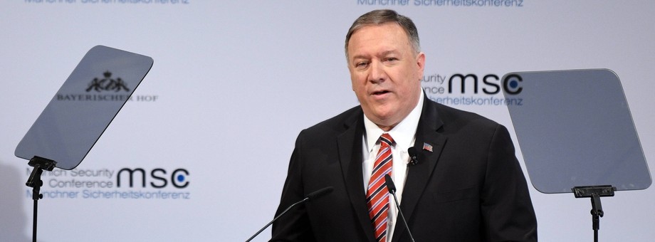 Mike Pompeo, sekretarz stanu USA, zapewnił, że USA przekażą do 1 mld dol. na inwestycje energetyczne krajom Trójmorza 