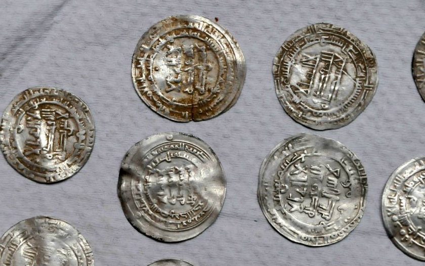 Wędkarze znaleźli stare monety