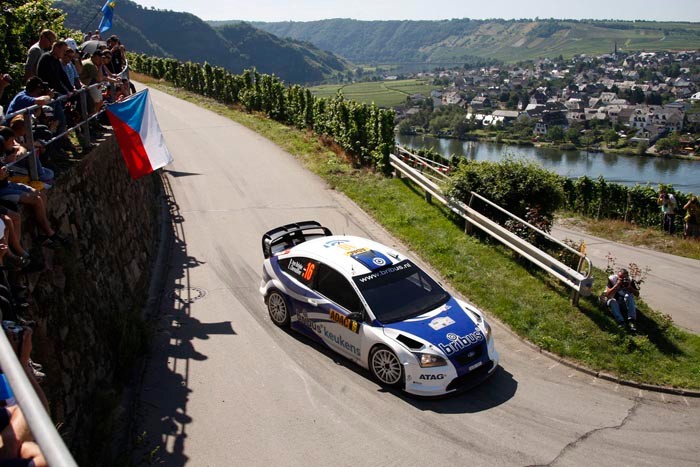 Rajd Niemiec 2010: Loeb liderem, Kościuszko na łące (1. etap, fot. Rallyworld©Willy Weyens)