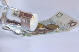 Przemysł alkoholowy dyktuje warunki w Polsce. Ekspert obnaża kulisy