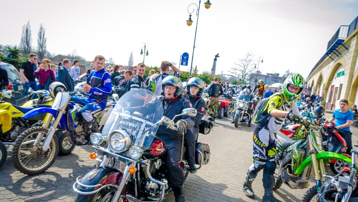 O godzinie 12.30 pierwszego dnia miesiąca z Bulwaru Zachodniego w Gorzowie Wlkp. ruszy parada motocykli. Imprez organizowanych z powodu rozpoczęcia sezonu jednośladów będzie więcej, a patronat nad inauguracją objął prezydent miasta Jacek Wójcicki.