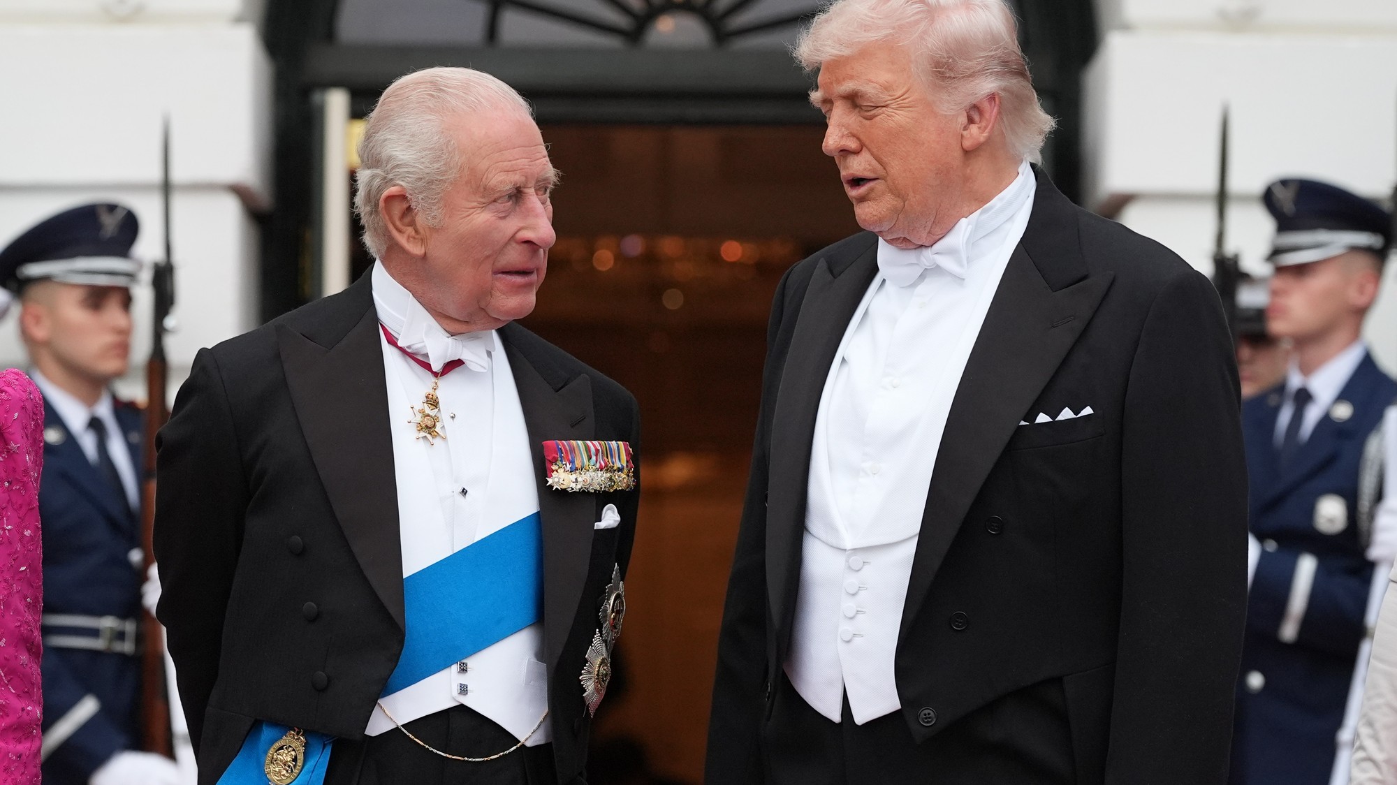 Kráľovská návšteva Donalda Trumpa v Spojených štátoch.