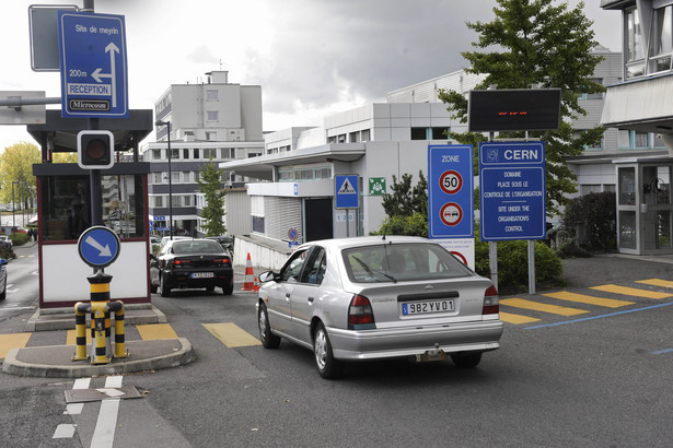 Europejski Ośrodek Badań Jądrowych CERN w pobliżu Genewy.