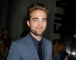 Robert Pattinson - wampir numer jeden świętuje 27 urodziny. ZDJĘCIA!