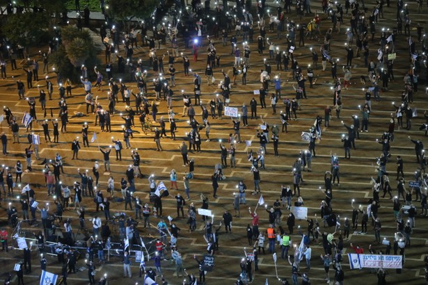 Protest w dobie koronawirusa. Tysiące Izraelczyków przeciwko Netanjahu