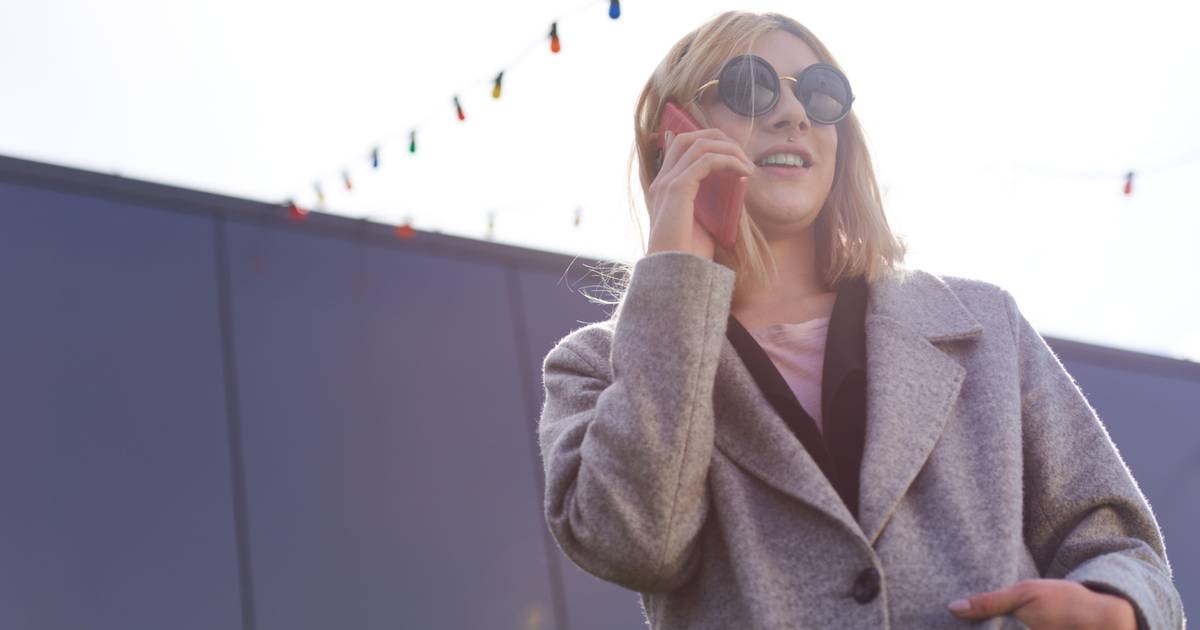 Tylko naprawdę pewne siebie osoby używają tych zwrotów. Innym brak odwagi