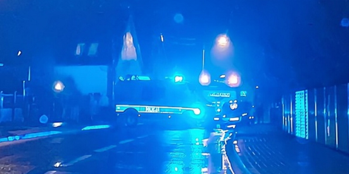 Policja na miejscu nocnej tragedii w Wawrowie.