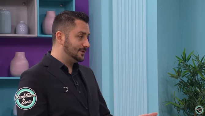 Dr Marko Kozomara kaže da 80 odsto ljudi u Srbiji nema jedan ili više zuba