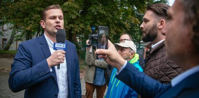 Łukasz Sitek nie przyszedł do sądu! Odpowiada za znęcanie się nad kobietą!