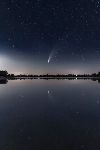 Nowe zdjęcia komety NEOWIZE