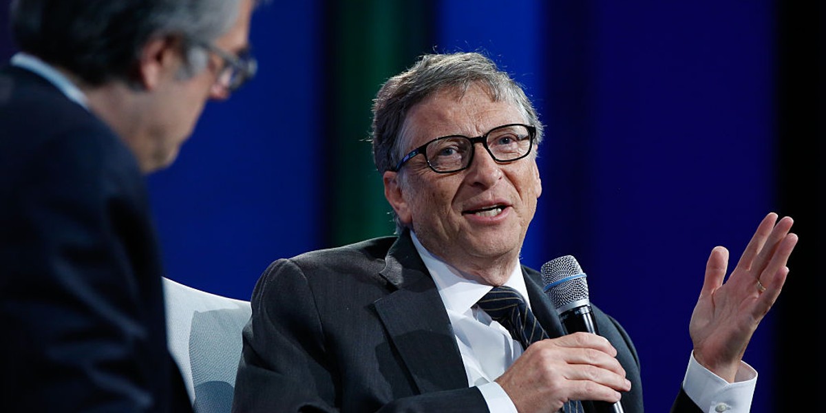 Bill Gates korzysta z rad swojego przyjaciela Warrena Buffetta 