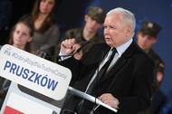 Jarosław Kaczyński podczas spotkania z wyborcami w Pruszkowie.