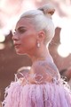 A Csillag születik premierjére egy különleges konttyal érkezett Lady Gaga