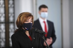 Lewica oburzona wyrokiem TK. "Piotrowicz musi udowodnić prezesowi, że jest wierny"