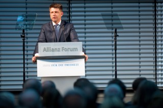 Petru: Musimy pokazać dobre rozwiązania, hasła anty PiS nie zadziałają