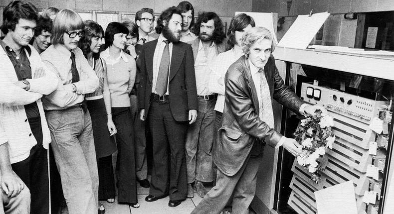 Tony Brooker, Pioneer of Computer Programming, Dies at 94