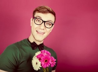 Babcia nie dostanie swojego bukietu? UOKiK nałożył karę na Pocztę Kwiatową