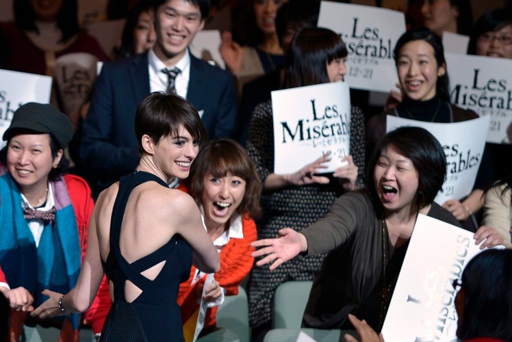 Anne Hathaway na premierze 'Les Misérables' w Tokio