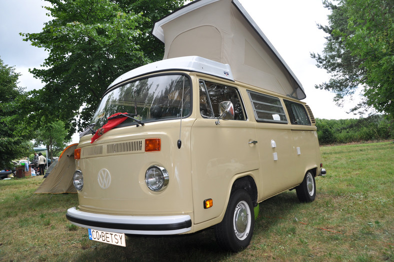 Volkswagen T2b Westfalia