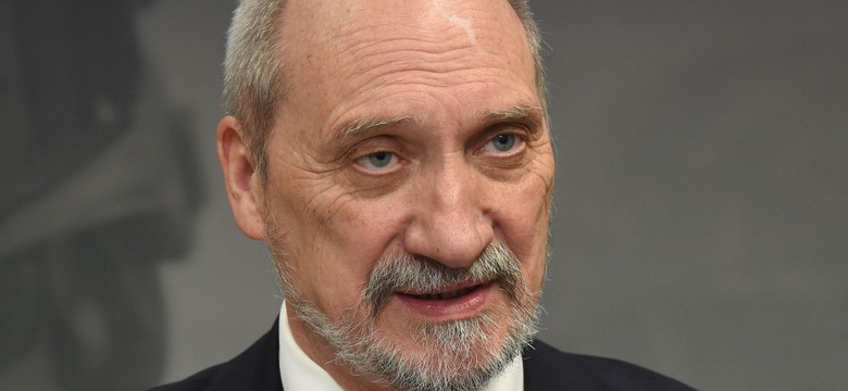 Macierewicz "wskazuje" nowego dowódcę dywizji koordynującej bataliony NATO