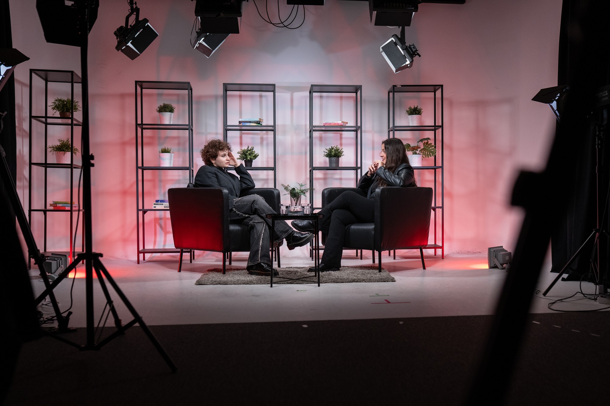 Speváčka, vokalistka a textárka Valentína Vlková s Teri Čikoš.