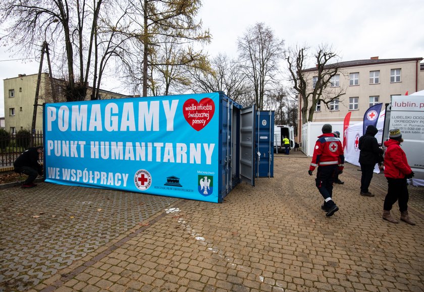 Jurek Owsiak z WOŚP pomaga uchodźcom na granicy z Białorusią. Otwierają Punkt Humanitarny