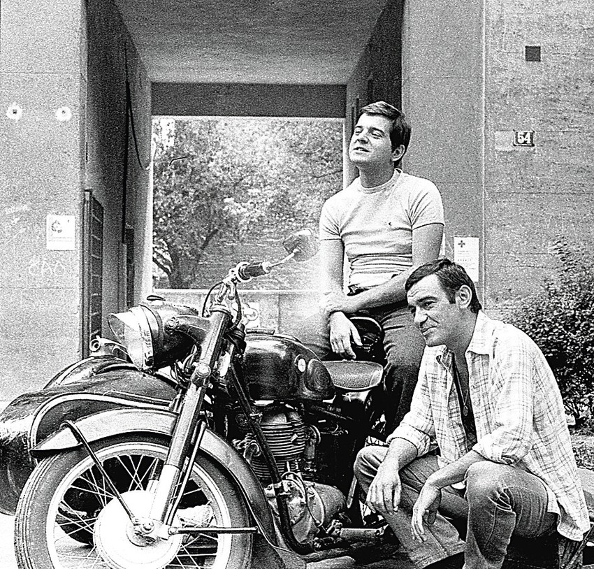 Branko Cvejić kao Bane Bumbar i Josif Tatić kao Tale Surovi