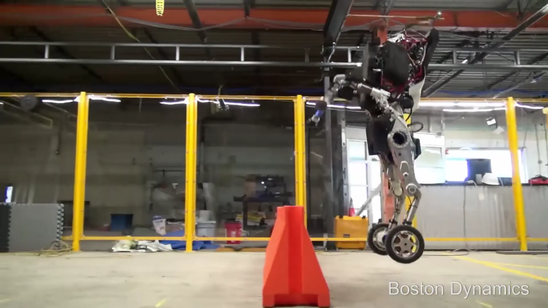 Nowy robot od Boston Dynamics jest bardziej wysportowany od ciebie