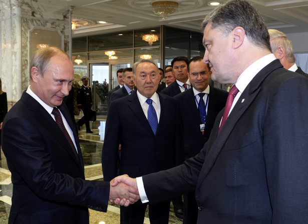 Spotkanie Putin-Poroszenko w Mińsku. Fot. EPA/SERGEI BONDARENKO / POOL
