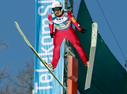 Polska czwarta w drużynowym konkursie lotów w Planicy