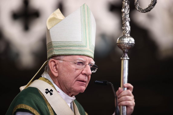 Metropolita krakowski abp Marek Jędraszewski również powinien odejść na emeryturę za dwa lata.