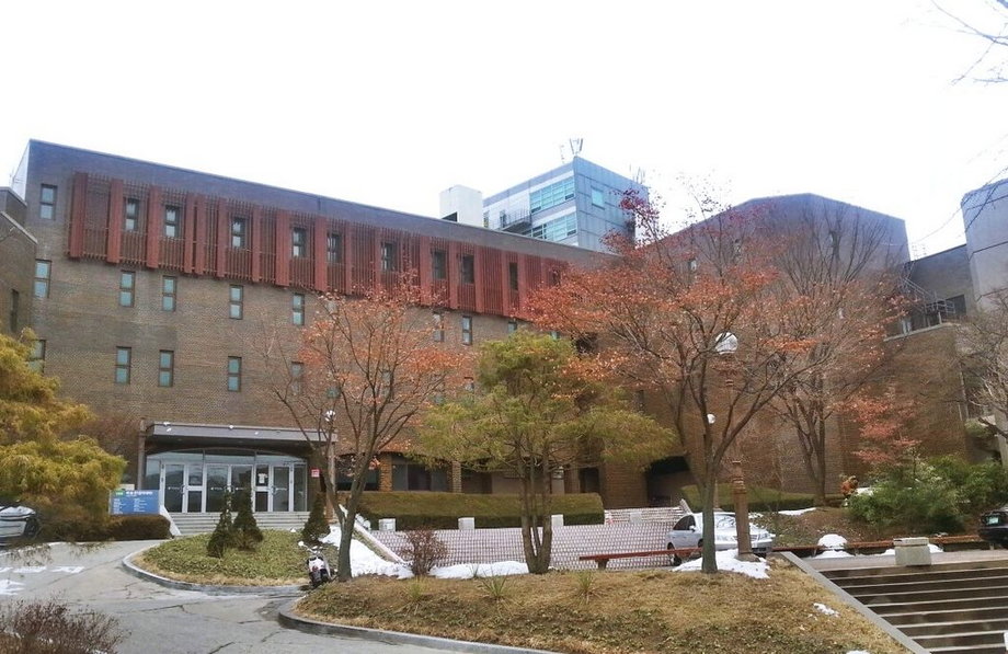 Korea Południowa -  Uniwersytet w Seulu (72)