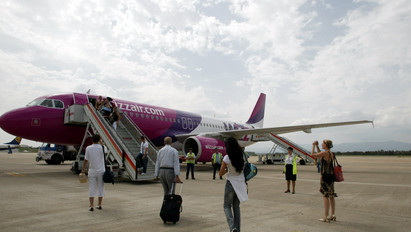 Sokan megsínylik ezt az időszakot: így érinti az utazási korlátozás a Wizz Airt