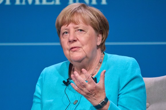 "BIĆE VELIKI SUKOB IZMEĐU EVROPE I AMERIKE" Angela Merkel iznela šokantne tvrdnje: Biće samo jedan pobednik