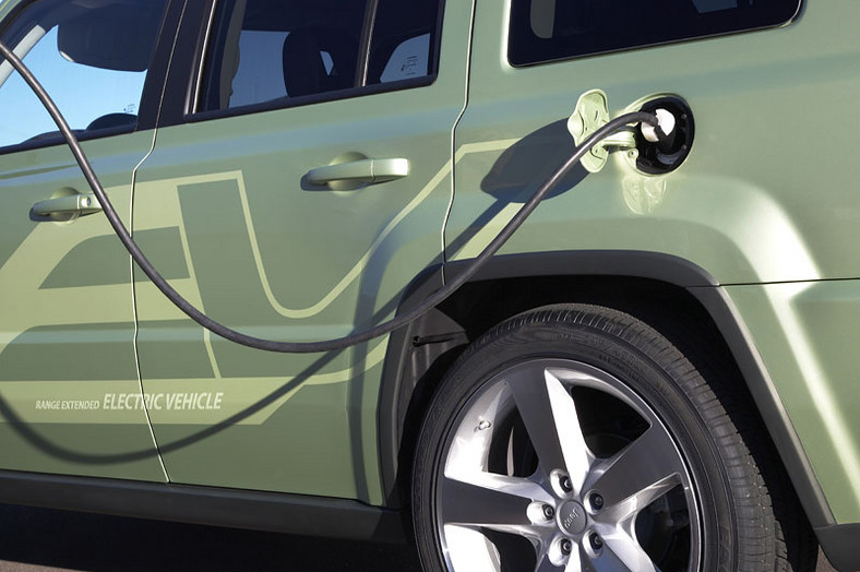 Detroit  2009: orginalny Jeep Patriot EV