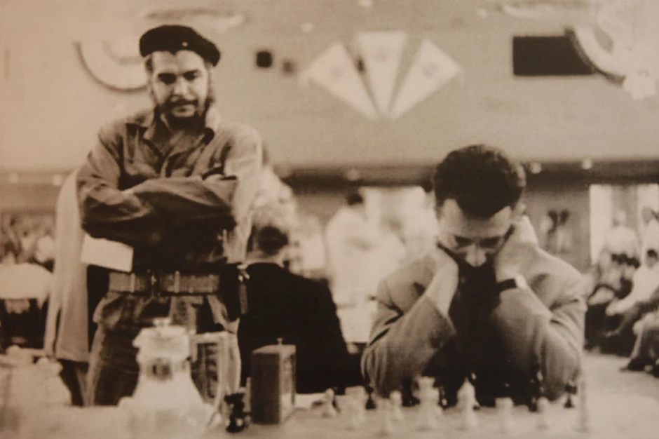 Če Gevara ga „nadgleda“ na jednom meču