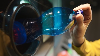 przyniósł butelki do sklepu. dostał ponad 260 zł zwrotu