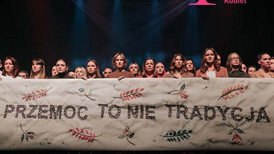 "Przemoc to nie tradycja!" Agata Kulesza twarzą kampanii przeciwko przemocy