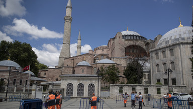 Erdogan przekształcił Hagię Sophię w meczet