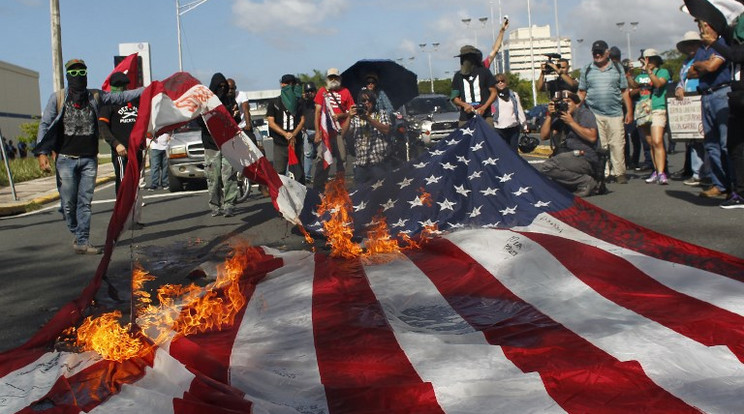 Így tiltakoztak többen is Puerto Rico csatlakozása ellen /Fotó:AFP