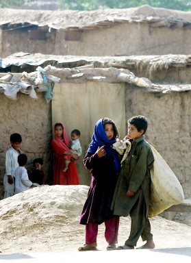 PAKISTAN-AFGHANISTAN-REFUGEE-DAY-CHILDREN