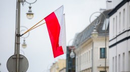 12 kwietnia od 2026 roku będzie dniem wolnym od pracy? ustawa wprowadzająca nowe święto państwowe w polsce z podpisem prezydenta