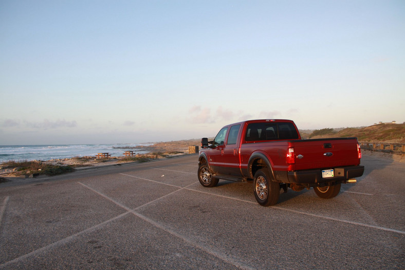 Ford F-350 Super Duty King Ranch